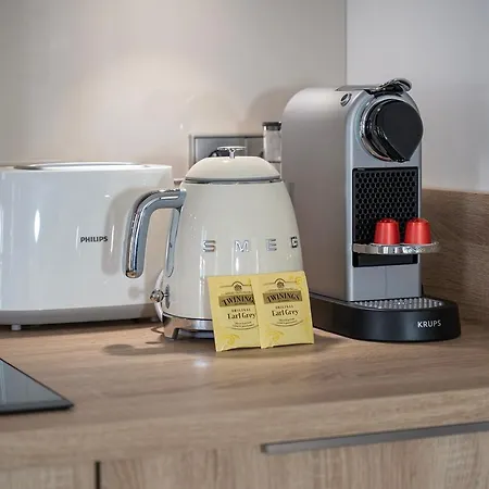 Casita 2 - 2 Avec Parking - Place Des Lices * Saint-Tropez