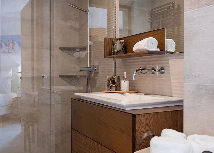 Casita 2 - 2 Avec Parking - Place Des Lices * Saint-Tropez